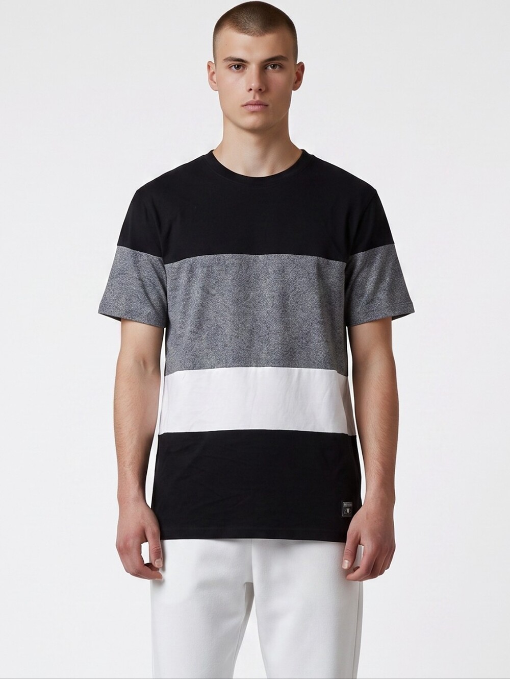 Vintage South Pole Men’s Black, Gray & White Block Short Sleeve Tee